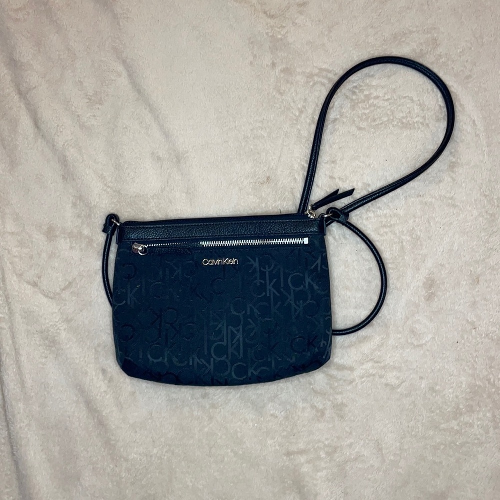 BNWOT Calvin Klein crossbody bag